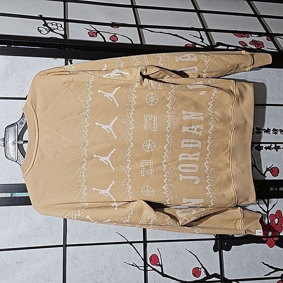 Jordan Essentials Festive Fleece Pullover Sweater Size Medium NWT - Picture 8 of 10